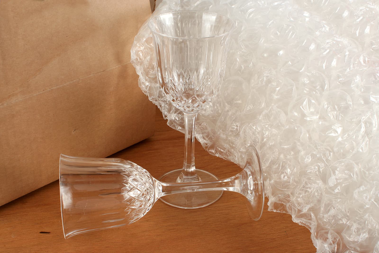 foam lined boxes - glasses with protective bubble wrap