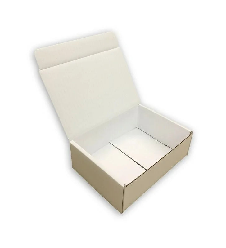 Premium white mailing box 